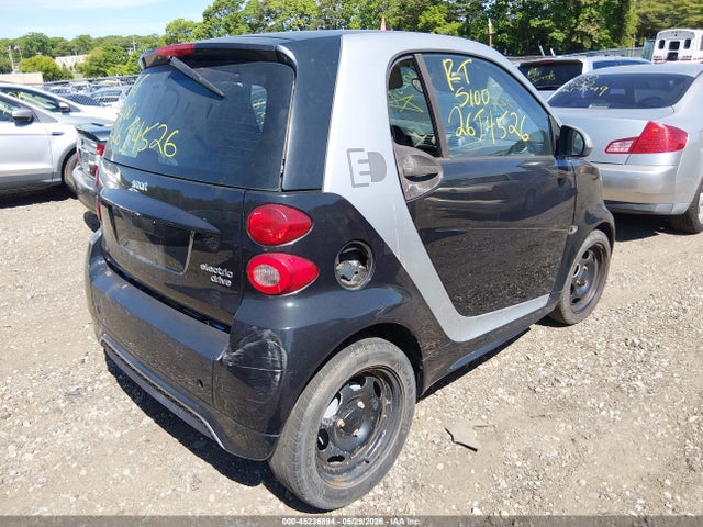 Aukcja sprzedaży 2013 Smart Fortwo Electric Drive Passion, vin: WMEEJ9AA9DK723002, numer aukcji: 45236894