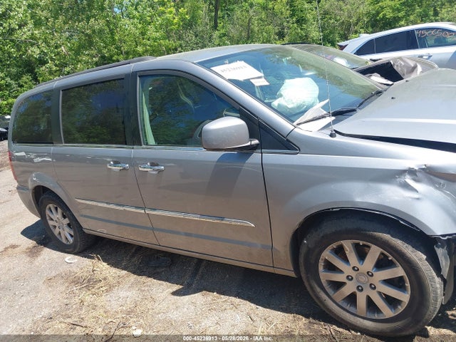 45236913 :رقم المزاد ، 2C4RC1BGXGR112478 vin ، 2016 Chrysler Town & Country Touring مزاد بيع
