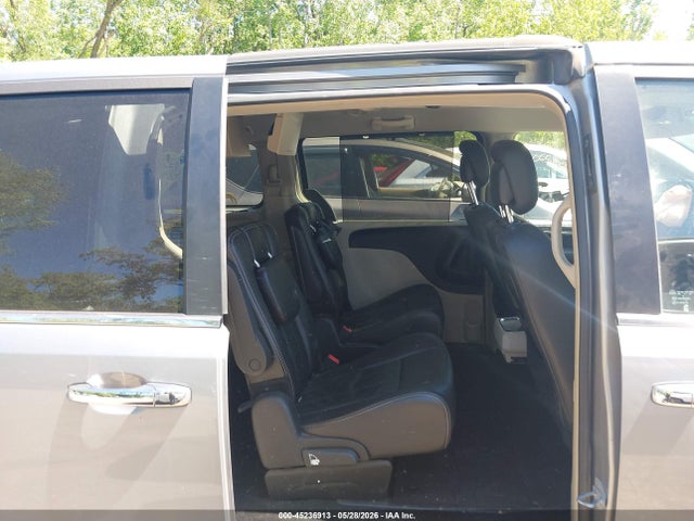 45236913 :رقم المزاد ، 2C4RC1BGXGR112478 vin ، 2016 Chrysler Town & Country Touring مزاد بيع