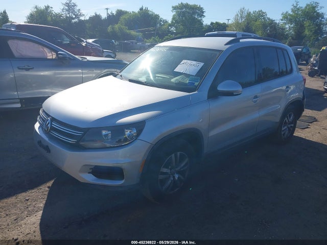 Aukcja sprzedaży 2015 Volkswagen Tiguan S, vin: WVGAV7AX6FW611890, numer aukcji: 45236922