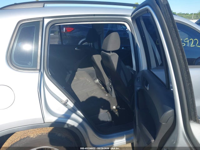 Aukcja sprzedaży 2015 Volkswagen Tiguan S, vin: WVGAV7AX6FW611890, numer aukcji: 45236922
