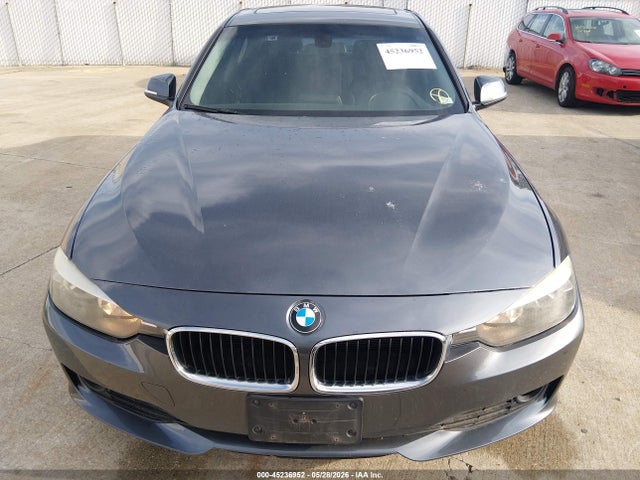 Продажа на аукционе авто 2014 Bmw 320i Xdrive, vin: WBA3C3C56EF986987, номер лота: 45236952