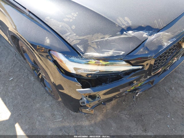 45236968 :رقم المزاد ، 7JRL12TH8RG288539 vin ، 2024 Volvo S60 B5 Plus Black Edition مزاد بيع
