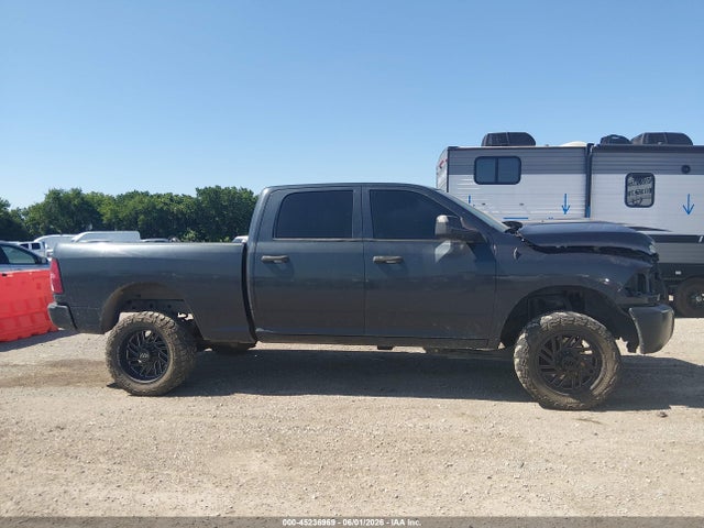 45236969 :رقم المزاد ، 3C6UR5CL2HG732557 vin ، 2017 Ram 2500 Tradesman  4x4 6'4 Box مزاد بيع
