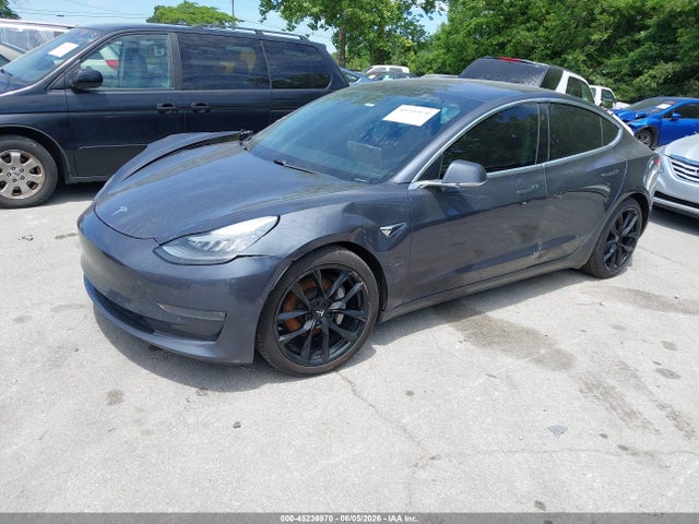 2018 Tesla Model 3 Long Range/performance მანქანა იყიდება აუქციონზე, vin: 5YJ3E1EB0JF185295, აუქციონის ნომერი: 45236970