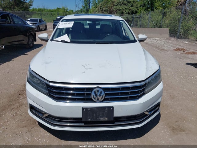 45236995 :رقم المزاد ، 1VWBA7A32JC048474 vin ، 2018 Volkswagen Passat 2.0t Se مزاد بيع