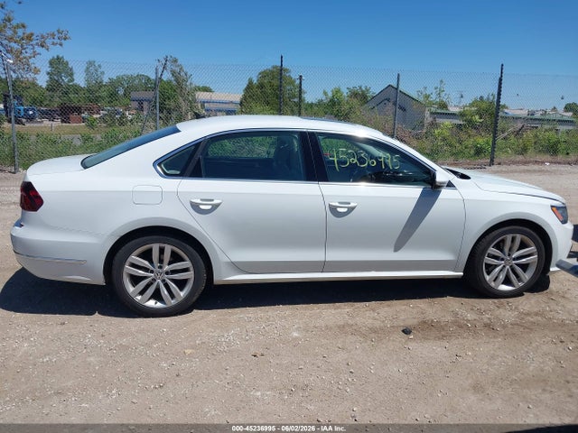 45236995 :رقم المزاد ، 1VWBA7A32JC048474 vin ، 2018 Volkswagen Passat 2.0t Se مزاد بيع