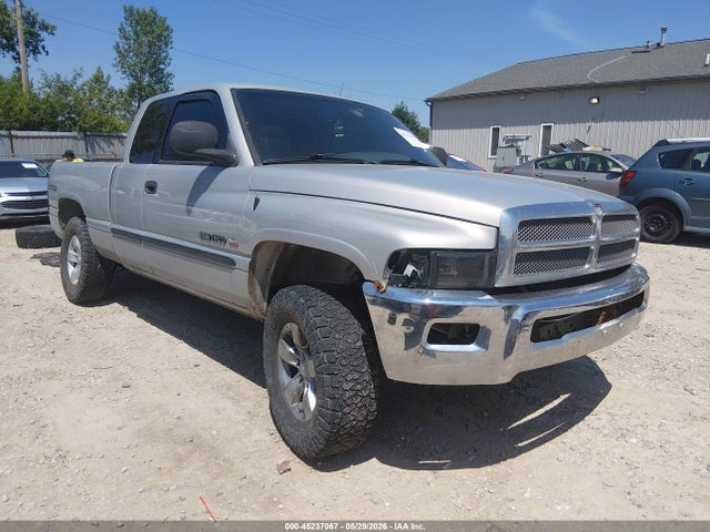 45237067 :رقم المزاد ، 3B7HF13Z3WG114273 vin ، 1998 Dodge Ram 1500 St مزاد بيع