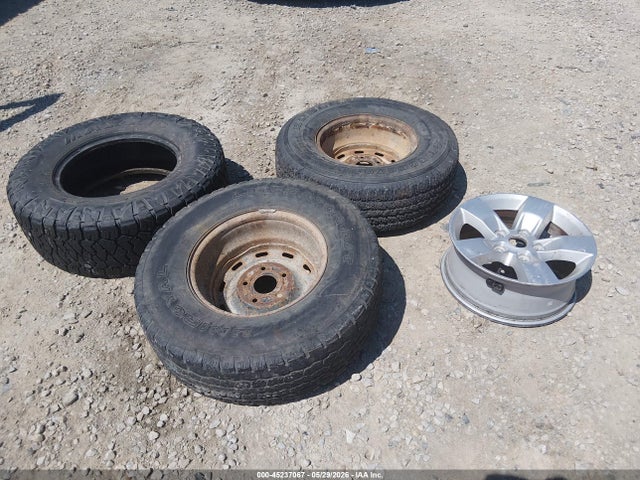 45237067 :رقم المزاد ، 3B7HF13Z3WG114273 vin ، 1998 Dodge Ram 1500 St مزاد بيع