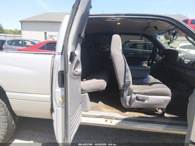 45237067 :رقم المزاد ، 3B7HF13Z3WG114273 vin ، 1998 Dodge Ram 1500 St مزاد بيع