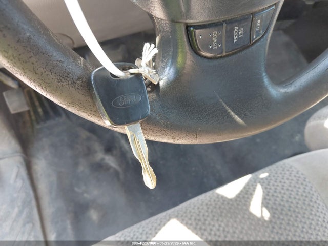 45237080 :رقم المزاد ، 1FTZX17271NB02061 vin ، 2001 Ford F-150 Xl/xlt مزاد بيع