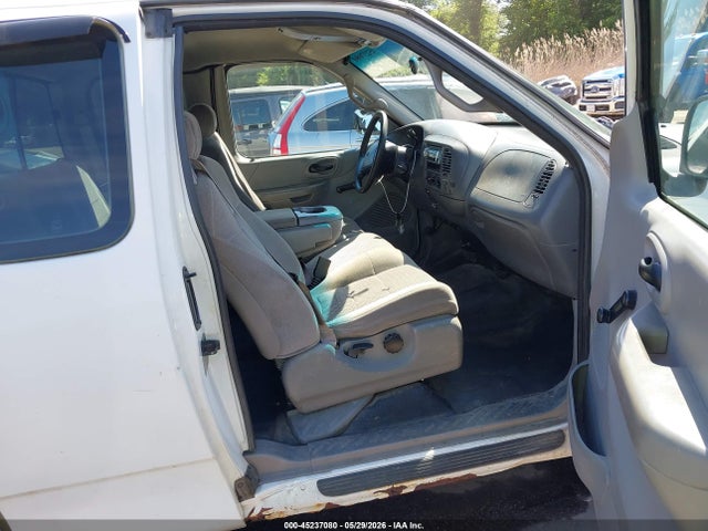 45237080 :رقم المزاد ، 1FTZX17271NB02061 vin ، 2001 Ford F-150 Xl/xlt مزاد بيع
