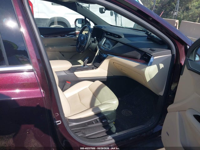 Продажа на аукционе авто 2017 Cadillac Xt5 Luxury, vin: 1GYKNDRS9HZ208692, номер лота: 45237088