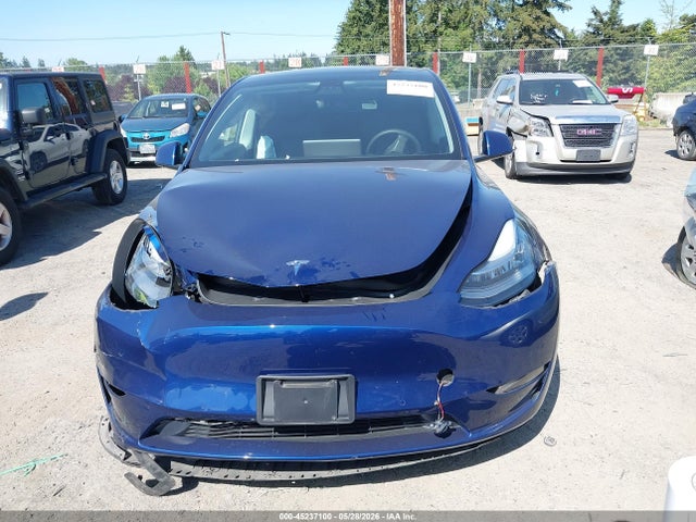 2022 Tesla Model Y Long Range Dual Motor All-wheel Drive მანქანა იყიდება აუქციონზე, vin: 7SAYGDEE7NF358587, აუქციონის ნომერი: 45237100
