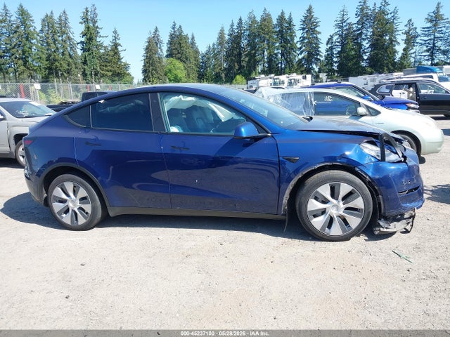 2022 Tesla Model Y Long Range Dual Motor All-wheel Drive მანქანა იყიდება აუქციონზე, vin: 7SAYGDEE7NF358587, აუქციონის ნომერი: 45237100