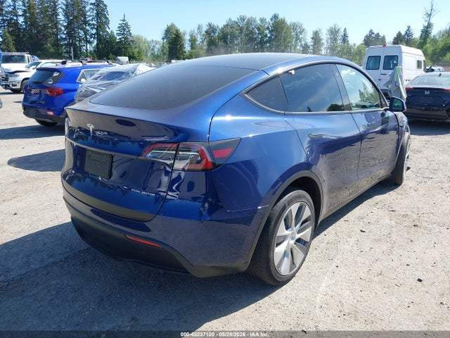 2022 Tesla Model Y Long Range Dual Motor All-wheel Drive მანქანა იყიდება აუქციონზე, vin: 7SAYGDEE7NF358587, აუქციონის ნომერი: 45237100