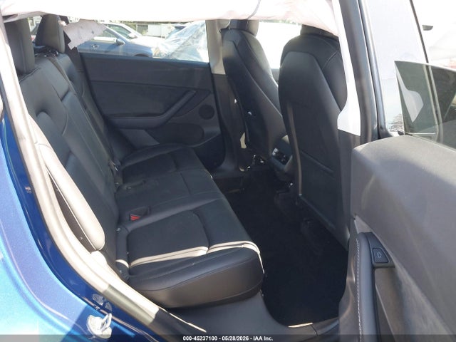 2022 Tesla Model Y Long Range Dual Motor All-wheel Drive მანქანა იყიდება აუქციონზე, vin: 7SAYGDEE7NF358587, აუქციონის ნომერი: 45237100