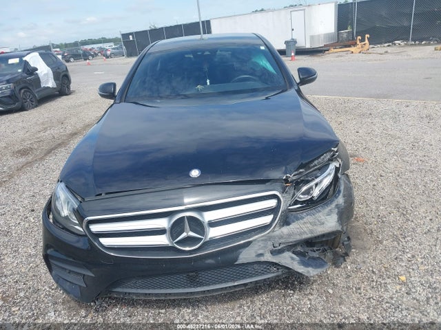 45237216 :رقم المزاد ، WDDZF4KB5HA080905 vin ، 2017 Mercedes-benz E 300 4matic مزاد بيع