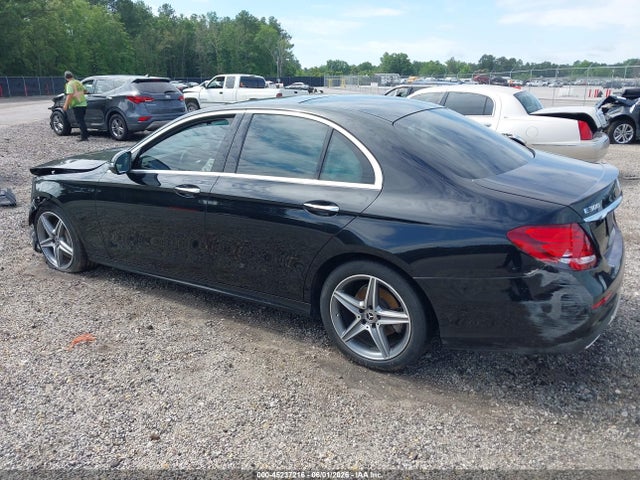 45237216 :رقم المزاد ، WDDZF4KB5HA080905 vin ، 2017 Mercedes-benz E 300 4matic مزاد بيع