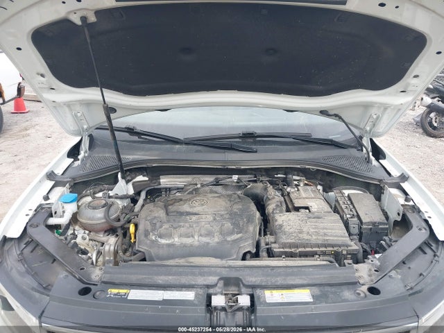 Продаж на аукціоні авто 2022 Volkswagen Tiguan 2.0t Se, vin: 3VV2B7AX2NM105636, номер лоту: 45237254