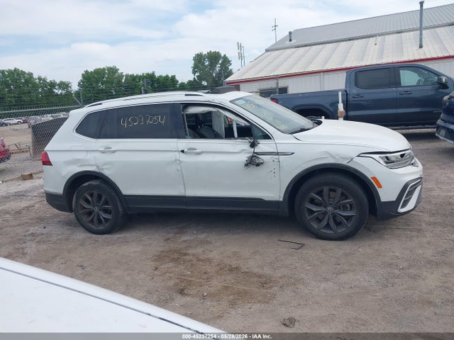 Продаж на аукціоні авто 2022 Volkswagen Tiguan 2.0t Se, vin: 3VV2B7AX2NM105636, номер лоту: 45237254