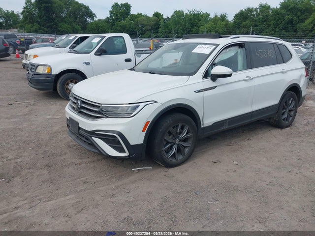 Продаж на аукціоні авто 2022 Volkswagen Tiguan 2.0t Se, vin: 3VV2B7AX2NM105636, номер лоту: 45237254