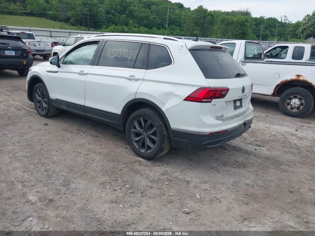Продаж на аукціоні авто 2022 Volkswagen Tiguan 2.0t Se, vin: 3VV2B7AX2NM105636, номер лоту: 45237254