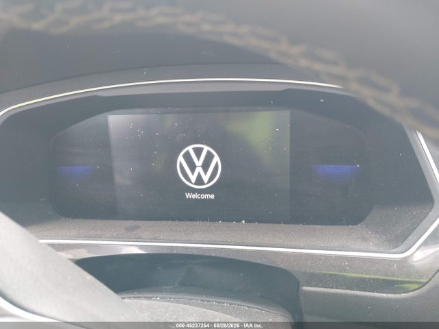 Продаж на аукціоні авто 2022 Volkswagen Tiguan 2.0t Se, vin: 3VV2B7AX2NM105636, номер лоту: 45237254