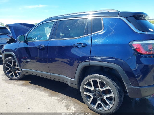 45237267 :رقم المزاد ، 3C4NJDCB3JT400405 vin ، 2018 Jeep Compass Limited 4x4 مزاد بيع