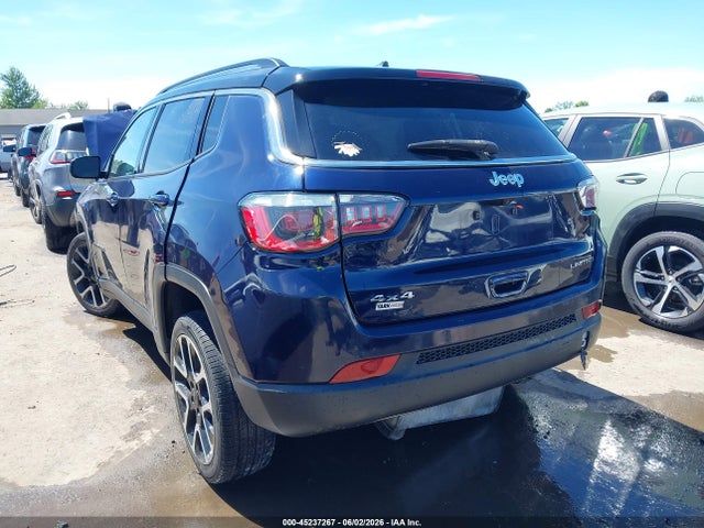 45237267 :رقم المزاد ، 3C4NJDCB3JT400405 vin ، 2018 Jeep Compass Limited 4x4 مزاد بيع