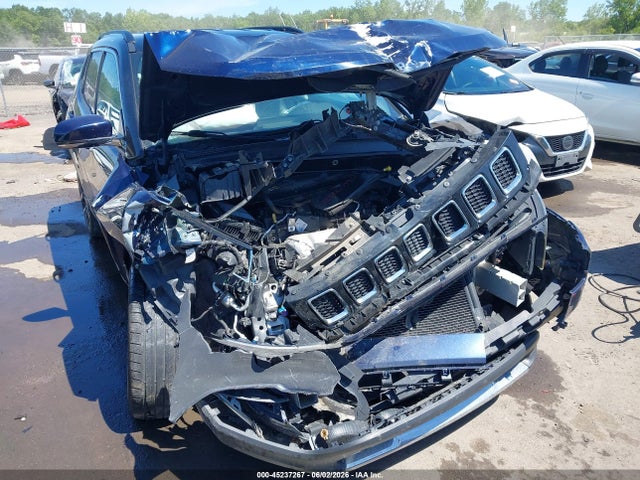 45237267 :رقم المزاد ، 3C4NJDCB3JT400405 vin ، 2018 Jeep Compass Limited 4x4 مزاد بيع