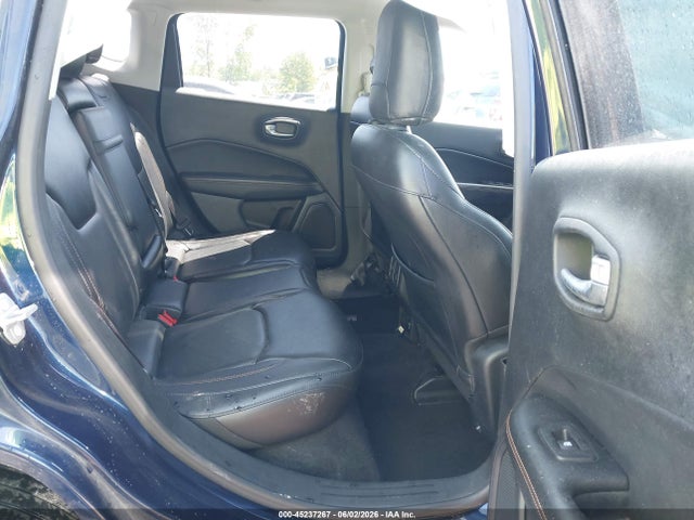 45237267 :رقم المزاد ، 3C4NJDCB3JT400405 vin ، 2018 Jeep Compass Limited 4x4 مزاد بيع