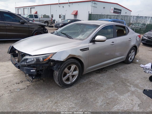 KIA Optima Lx 2014 5XXGM4A71EG273976 Image 2