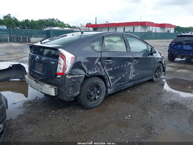 Продаж на аукціоні авто 2015 Toyota Prius Two, vin: JTDKN3DUXF1986293, номер лоту: 45237308