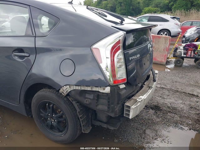 Продаж на аукціоні авто 2015 Toyota Prius Two, vin: JTDKN3DUXF1986293, номер лоту: 45237308