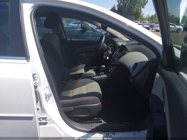 45237312 :رقم المزاد ، 1G1PC5SH3C7310332 vin ، 2012 Chevrolet Cruze Ls مزاد بيع