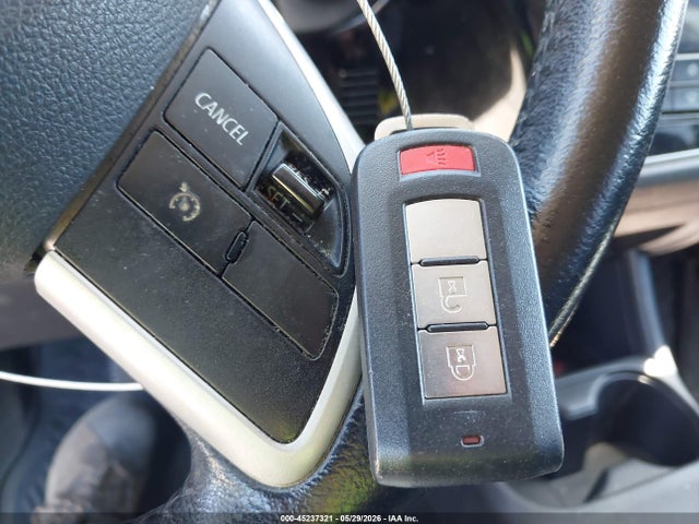 45237321 :رقم المزاد ، JA4AD3A38EZ016205 vin ، 2014 Mitsubishi Outlander Se مزاد بيع