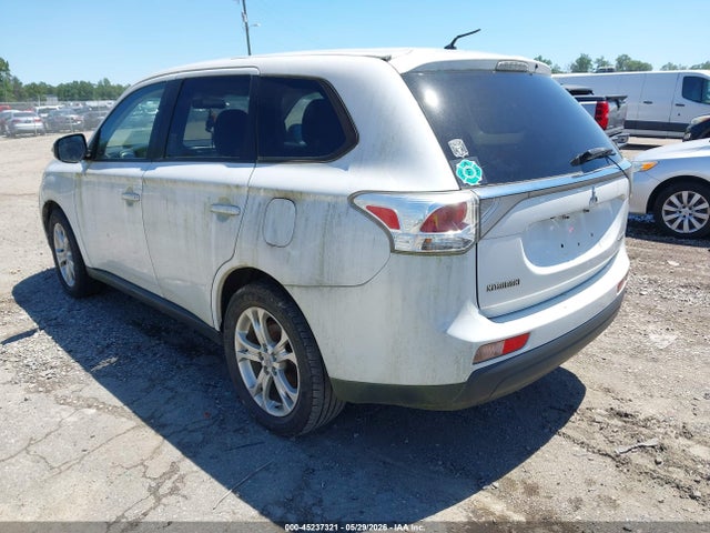 45237321 :رقم المزاد ، JA4AD3A38EZ016205 vin ، 2014 Mitsubishi Outlander Se مزاد بيع