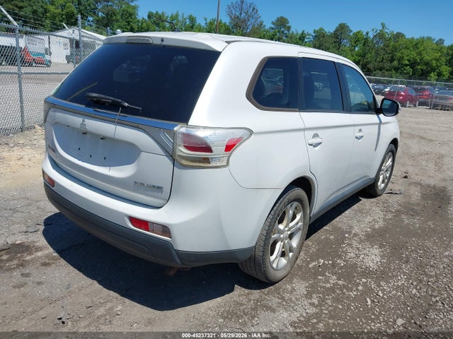 45237321 :رقم المزاد ، JA4AD3A38EZ016205 vin ، 2014 Mitsubishi Outlander Se مزاد بيع