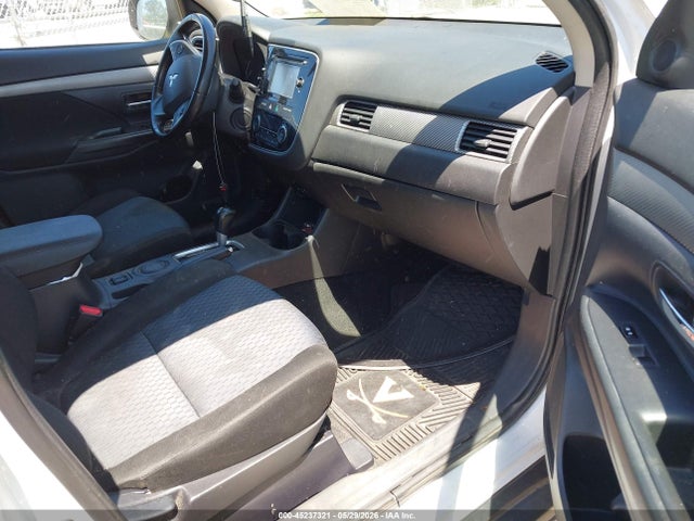 45237321 :رقم المزاد ، JA4AD3A38EZ016205 vin ، 2014 Mitsubishi Outlander Se مزاد بيع