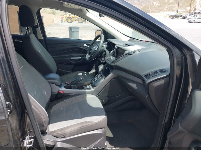 45237344 :رقم المزاد ، 1FMCU0GX3EUE27138 vin ، 2014 Ford Escape Se مزاد بيع