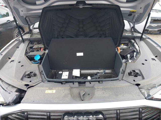 WA1LAAGE3MB015856 Audi E-tron Premium Plus Quattro