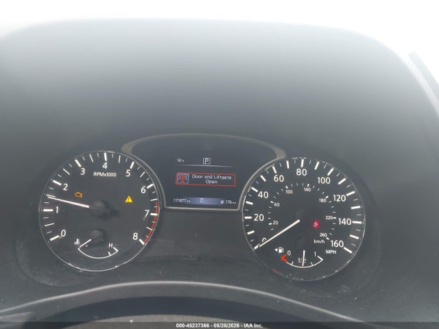 5N1DR2MN9JC629339 Nissan Pathfinder Sv