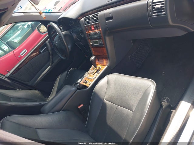 Aukcja sprzedaży 2000 Mercedes-benz E 320, vin: WDBJF65JXYB096578, numer aukcji: 45237398