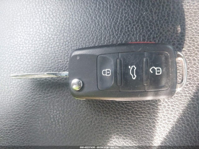 Продаж на аукціоні авто 2017 Volkswagen Jetta 1.8t Sel/1.8t Sel Premium, vin: 3VWL17AJ3HM309543, номер лоту: 45237438