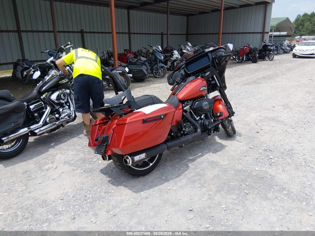 Harley-Davidson FLHX 2024 1HD1KB713RB601105 Image 4