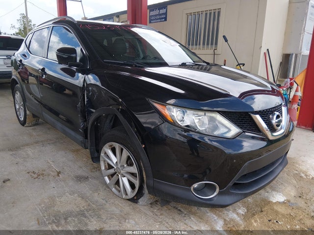 45237476 :رقم المزاد ، JN1BJ1CP0HW004226 vin ، 2017 Nissan Rogue Sport Sv مزاد بيع