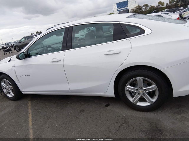 1G1ZC5ST5NF186618 Chevrolet Malibu Fwd 1fl