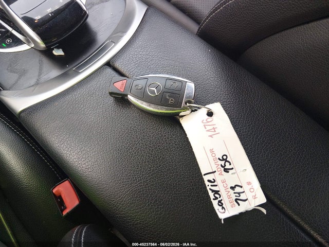 WDC0G4JB8HF257798 Mercedes-Benz GLC 300