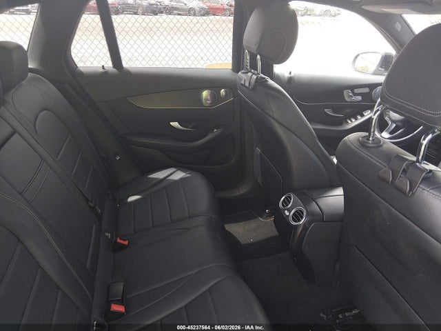 WDC0G4JB8HF257798 Mercedes-Benz GLC 300
